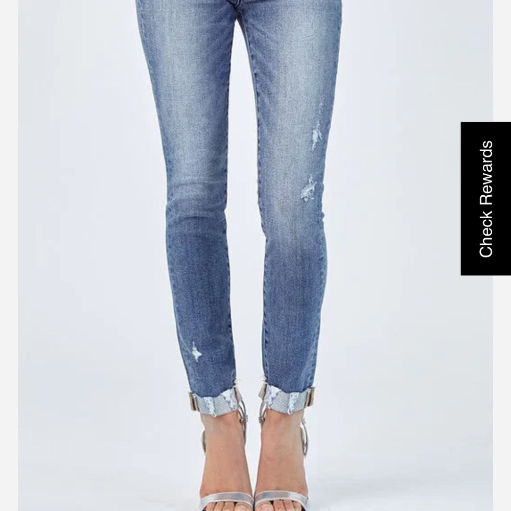 “Risen” High Rise Vintage Washed Boyfriend Cuffed Jeans Medium Wash